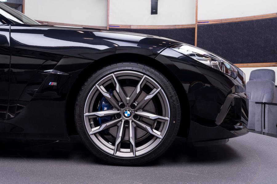 Колеса BMW Z4 M40i (G29) 2020 года  (UAE) (фото 16 из 16)